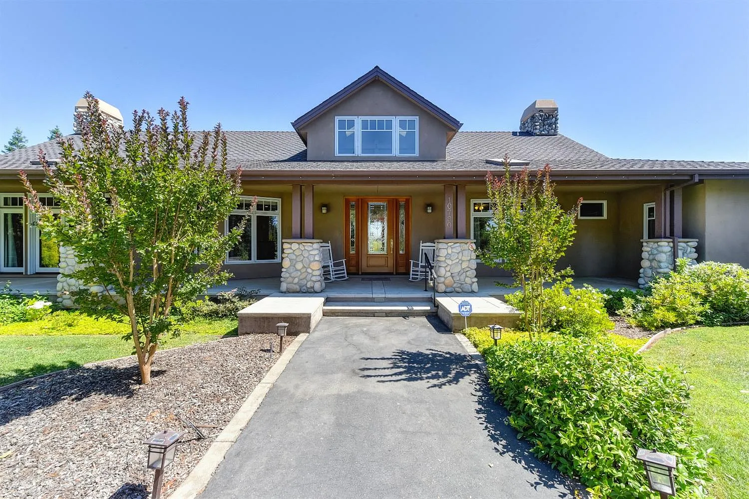 10780 Chambeau Way photo 1