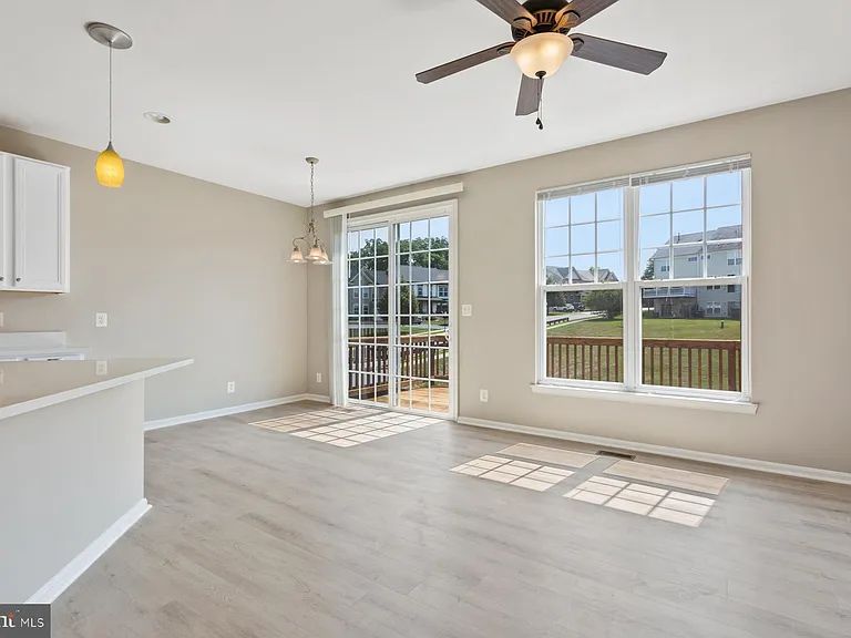 9147 Ribbon Falls Loop — Photo 13