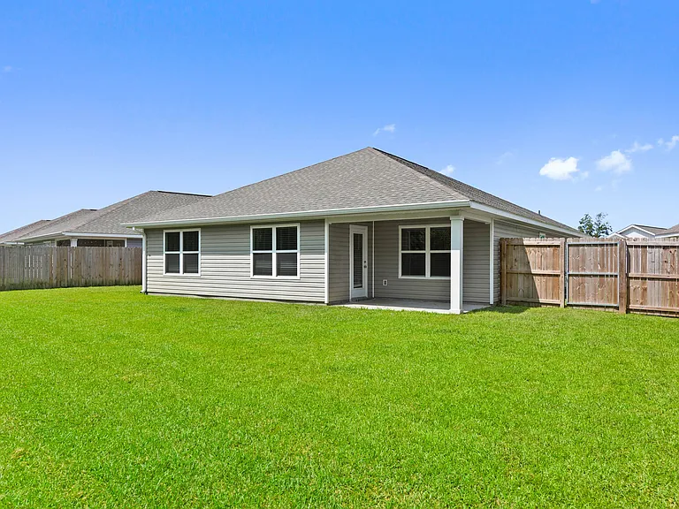 Emerald Lakes South — Photo 36