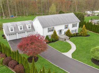 17 Concordia Rd, Mahopac, NY 10541