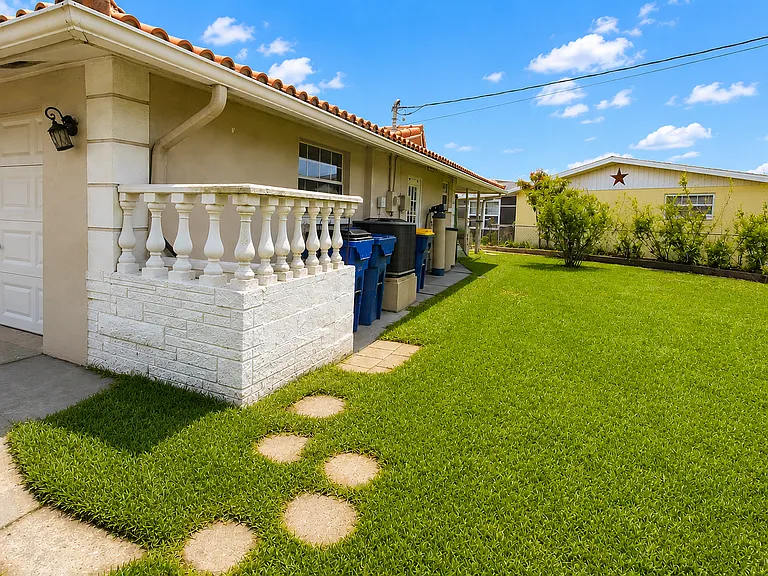 4452 Topsail Trl — Photo 40