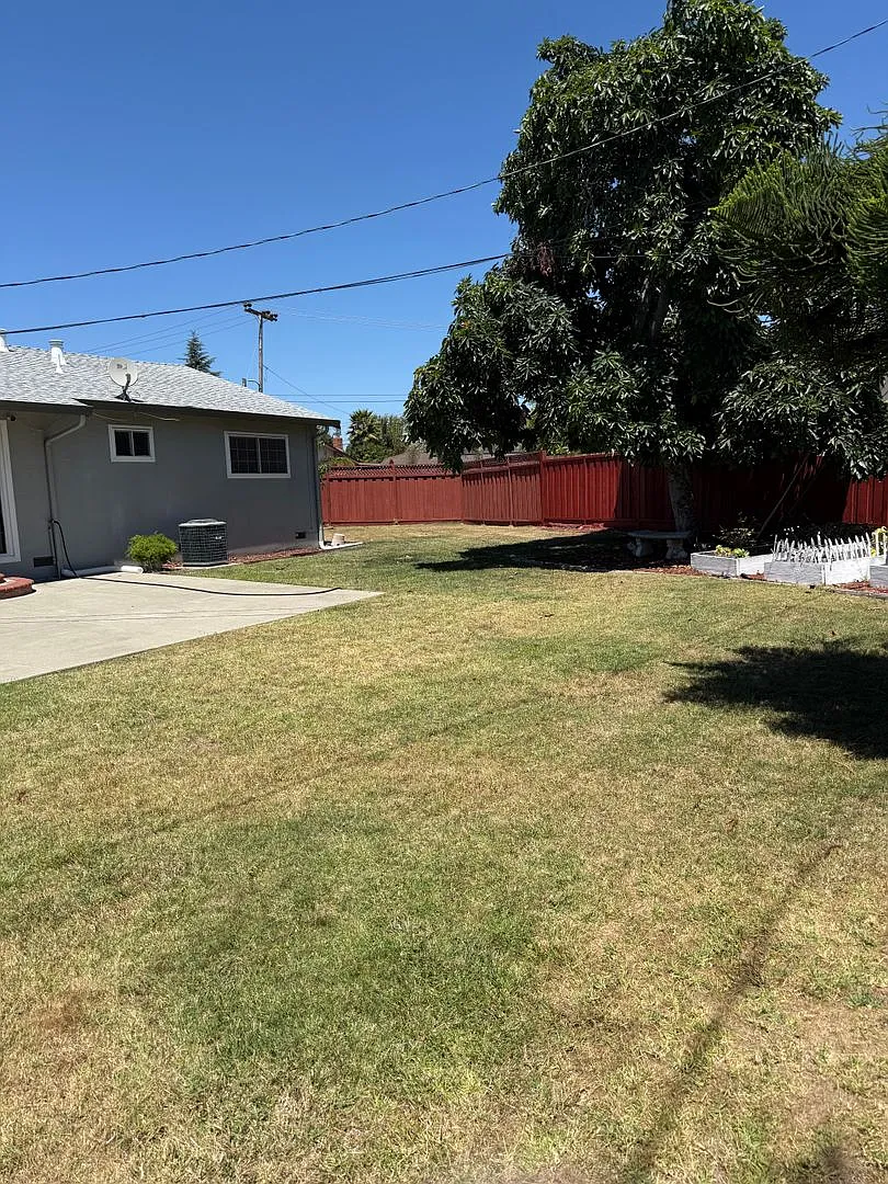 Available Now! | 3,750 / Remodeled 3br/2ba Single-Story Home In Fremont! — Photo 4
