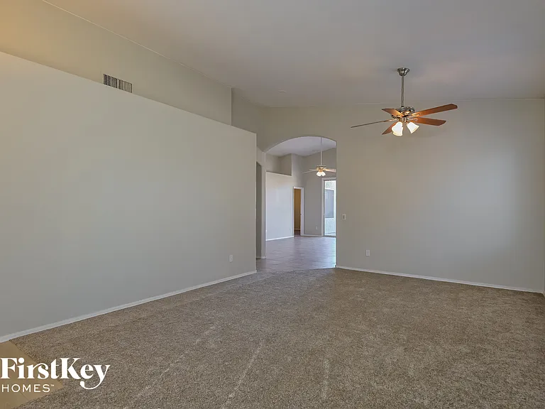 7640 W Summer Sky Dr — Photo 3