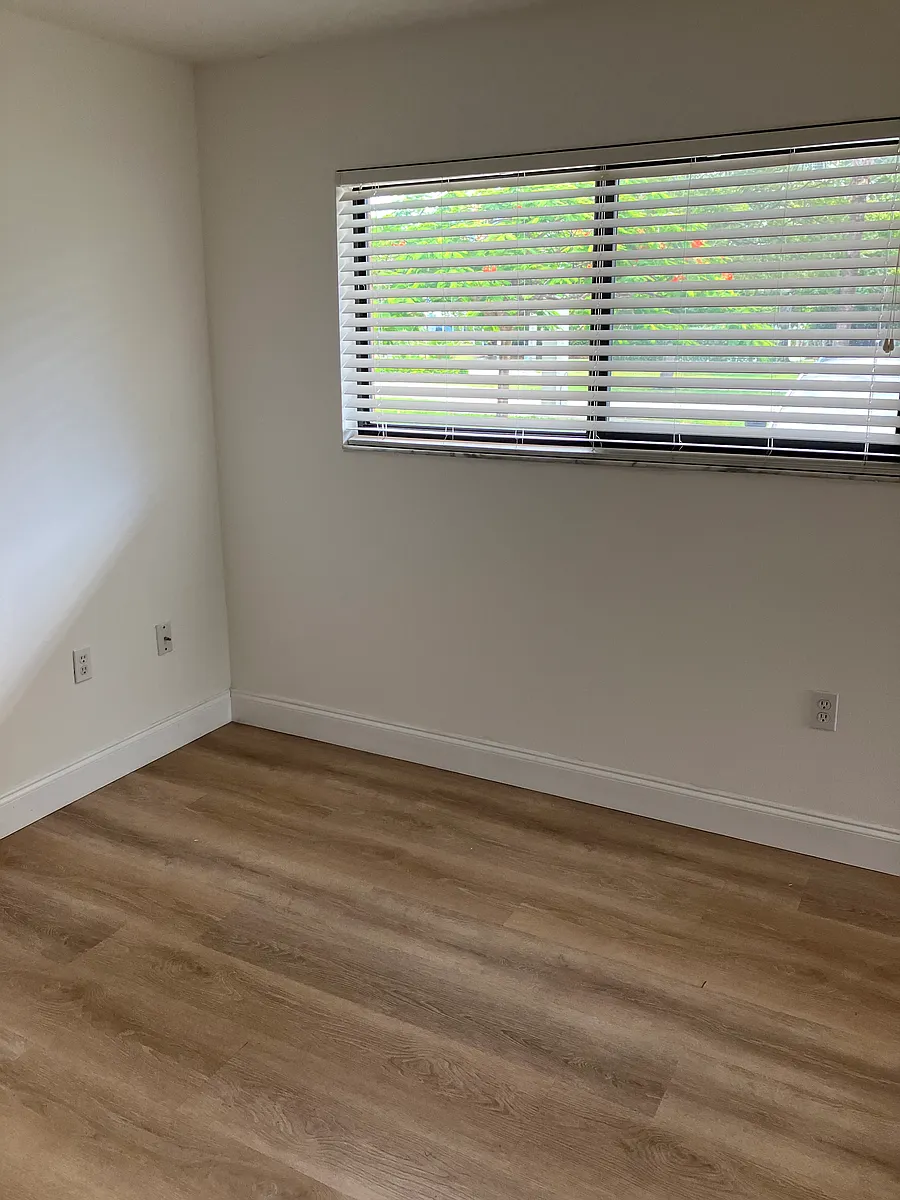 Building Photo - 201 Cocoa Isles Blvd #1