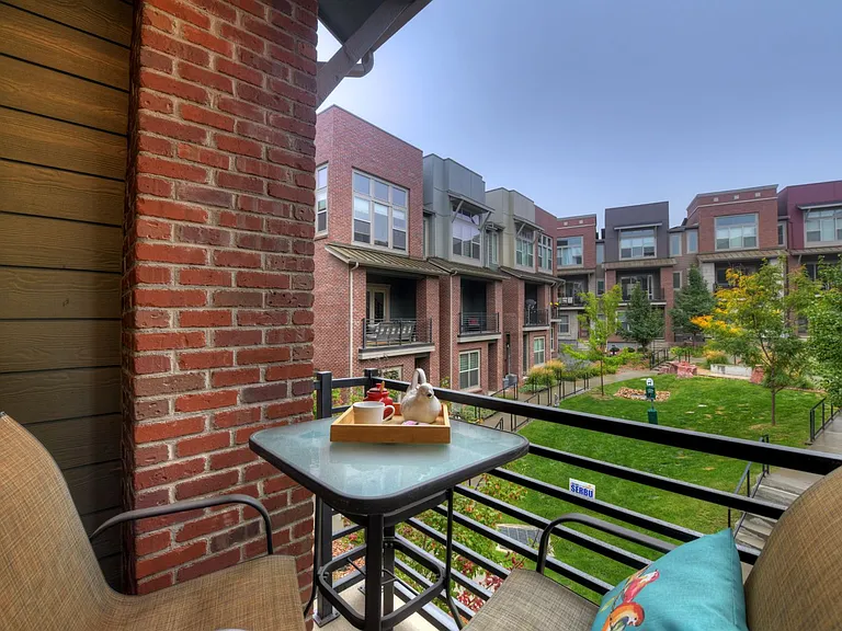 2323 Buttercup Ct — Photo 31