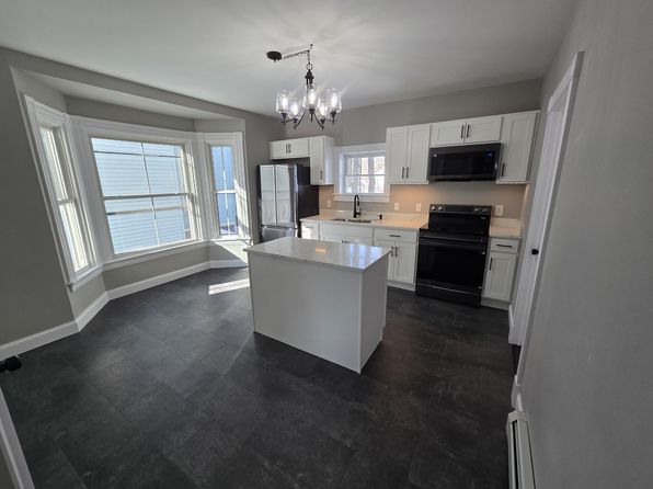 24 School St Unit B