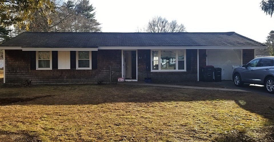 1st image of 61 Francine Dr