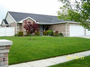 3284 W Iron Gate Rd, South Jordan, UT 84095