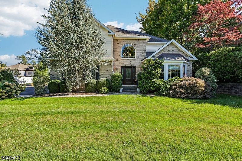 1st image of 22 Mount Airy Rd