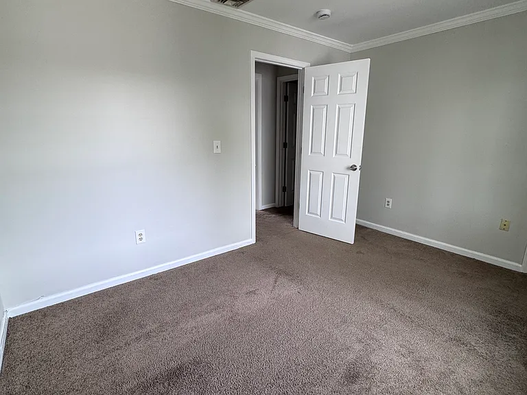 22 Chamberlain St — Photo 17