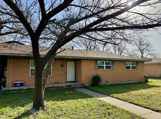 517 N Lydia St, Stephenville, TX 76401