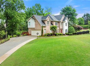125 Forrest Lake Rd, Johns Creek, GA 30022