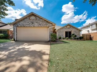 4935 Garden Grove Rd, Grand Prairie, TX 75052