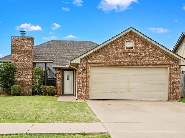 6708 SW Drakestone Blvd, Lawton, OK 73505