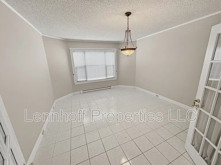 25 Ware St #1 — Photo 9