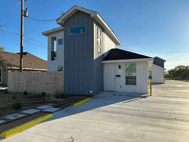 83 N County Road 253 — Photo 3