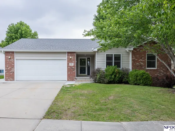 1560 Meadow Lark Rd, Lincoln, NE 68521