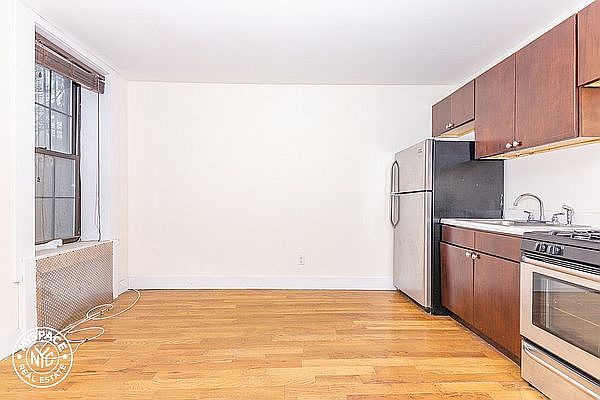 1st image of 349 Franklin Ave #B1