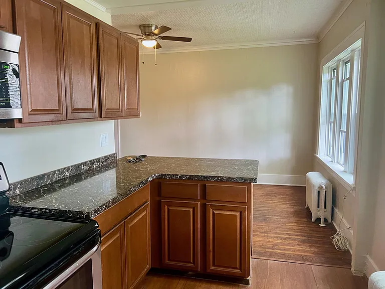 835 Merchants Rd #4 — Photo 10