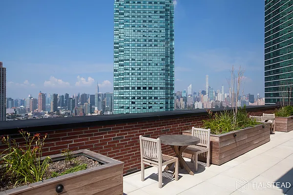 Rented by Halstead Real Estate | media 45