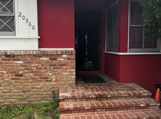 20560 Ingomar St, Winnetka, CA 91306