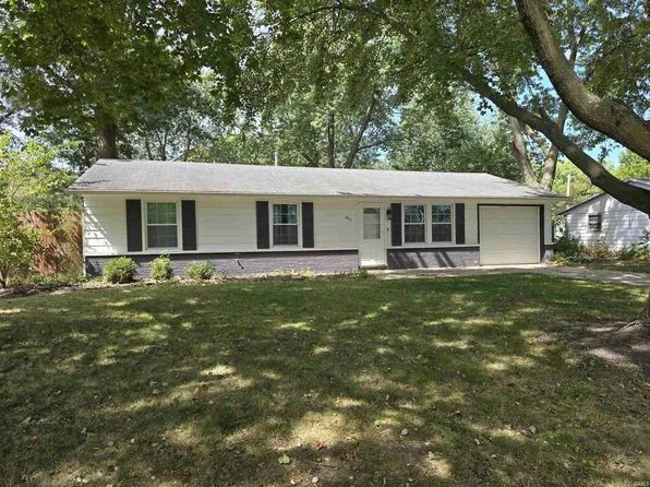 4011 Springwood Dr, Fort Wayne, IN 46815