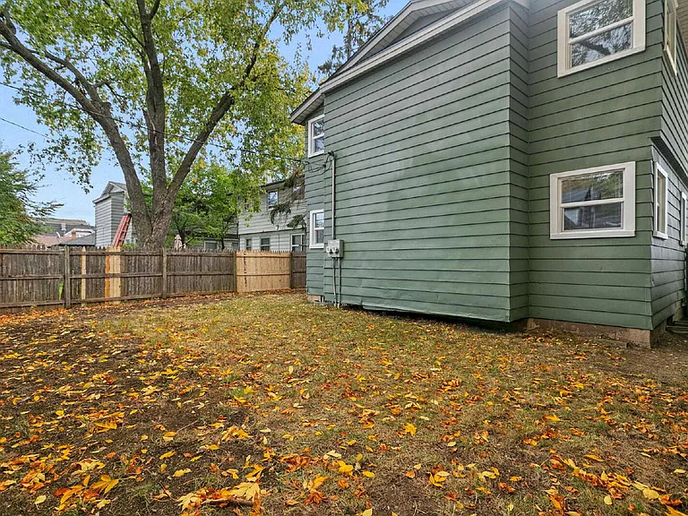 9332 W Silver Spring Dr — Photo 14