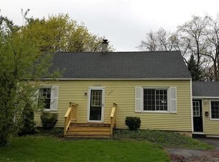209 Shaver Ave, North Syracuse, NY 13212