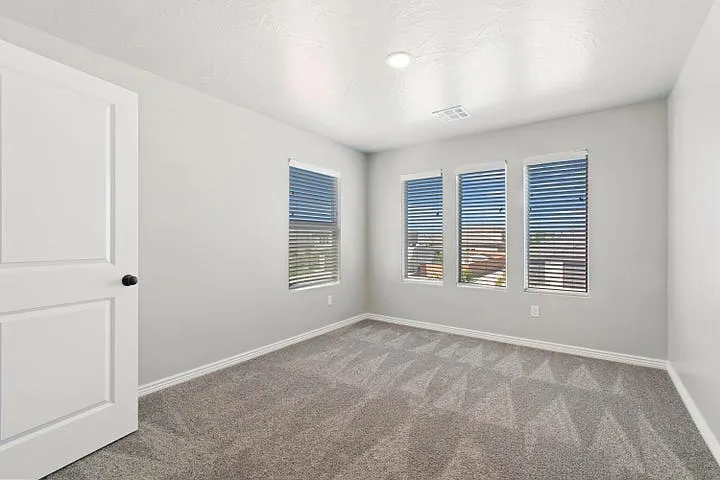 1706 E Honeycomb Dr — Photo 9
