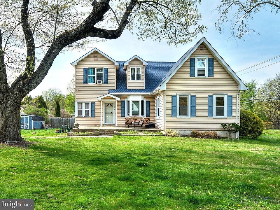 1st image of 2194 Harmony Ln