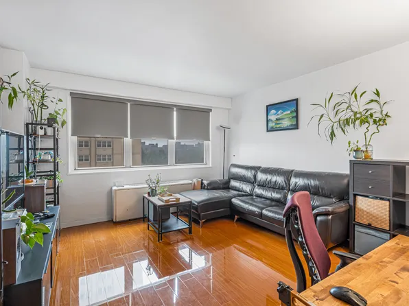 102-30 66th Road image 5 of 21