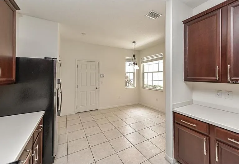 3571 Parkridge Cir #13-103 — Photo 3
