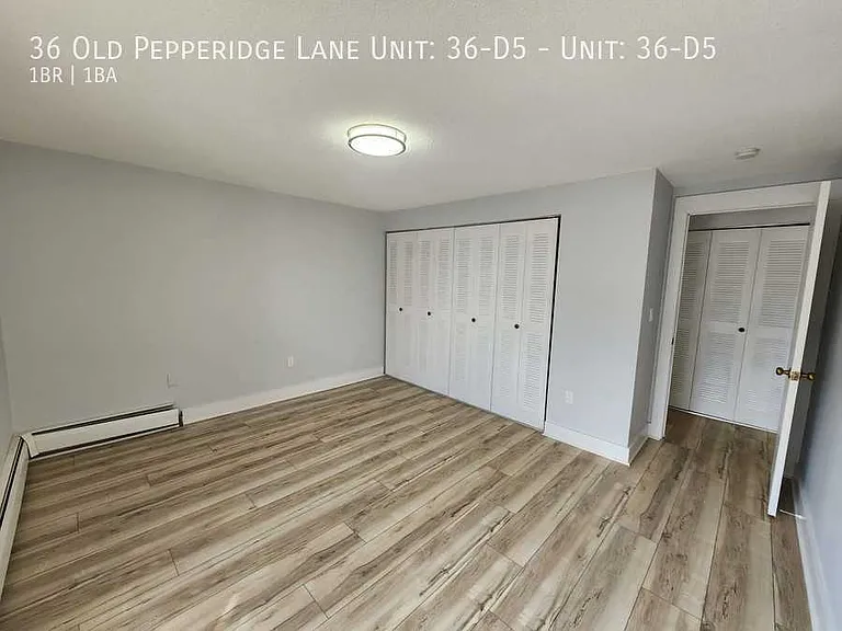 36 Old Pepperidge Ln #D5 — Photo 5