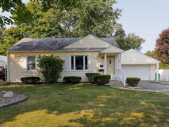 746 Riverside Dr-102