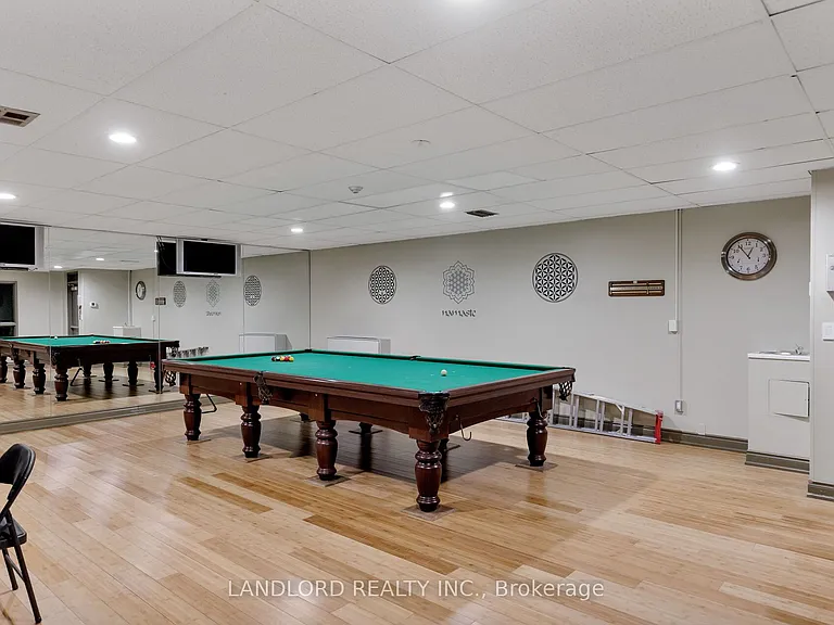 33 Harbour Sq #2208 — Photo 43