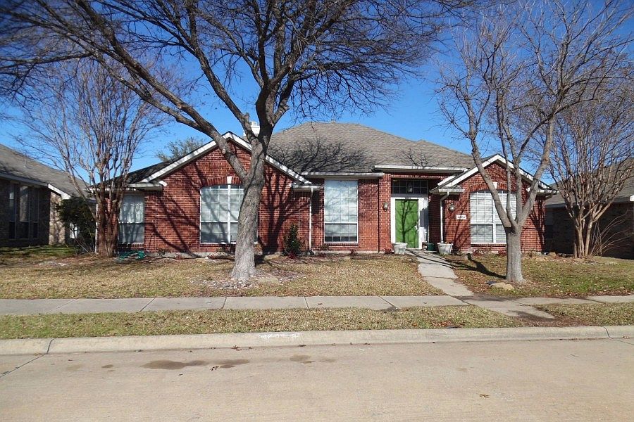 1st image of 4924 Auburn Dr