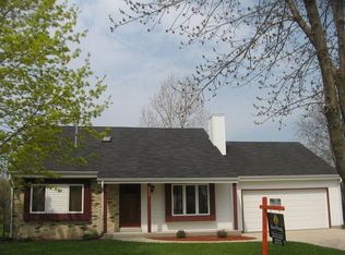 432 Sheridan Dr, West Bend, WI 53095