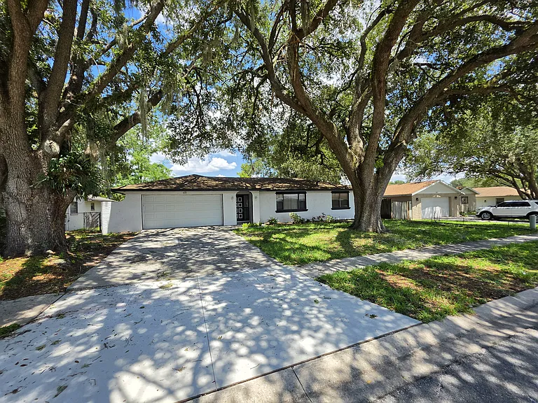 618 Banderas Ave — Photo 2