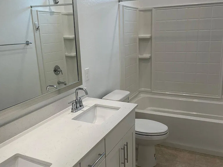 1090 E Marlin Dr — Photo 10