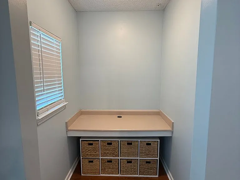 9201 Walden Park Dr — Photo 23