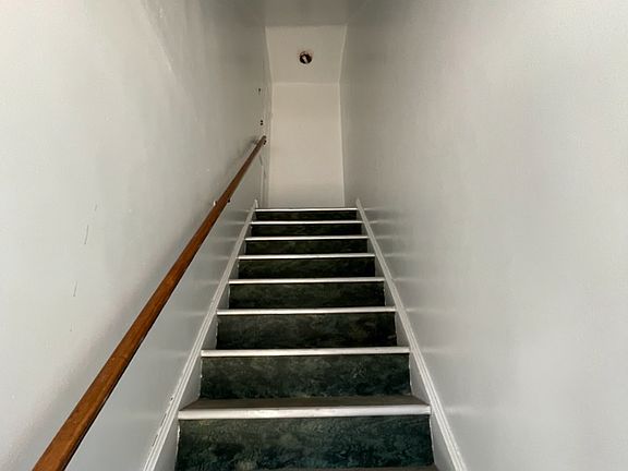 2nd image of 6715 N Carlisle St Floor 2