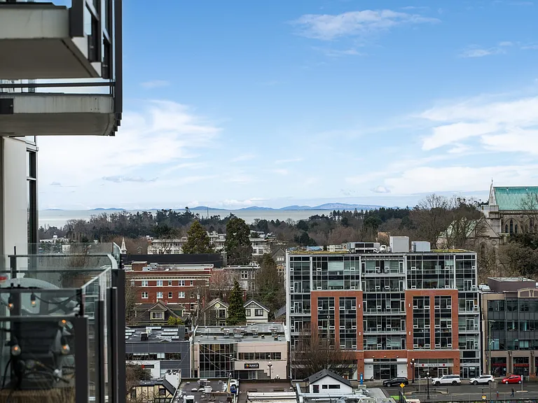 960 Yates St #1105 — Photo 31