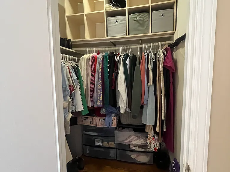 23 E Eager St #3FR — Photo 10