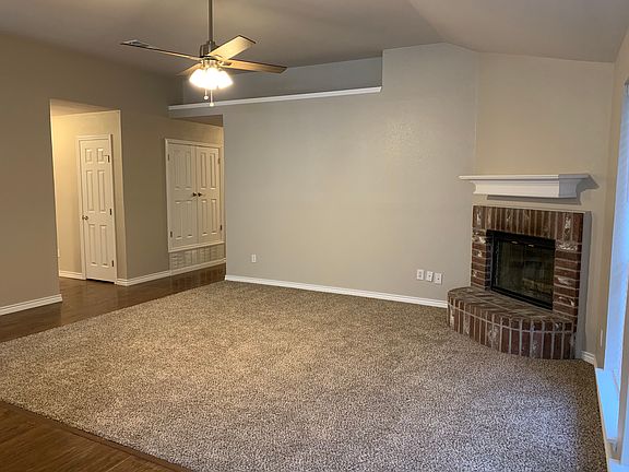 3rd image of 10533 Eastridge Dr