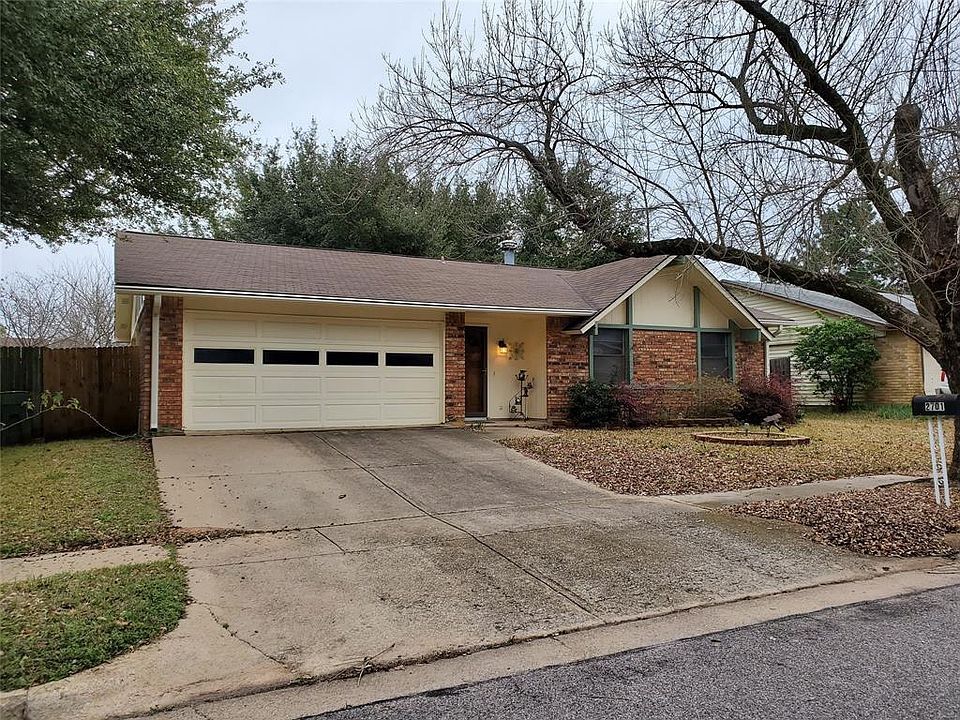 1st image of 2701 Crestmoor Ct