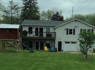 81 36th Ave N, Clinton, IA 52732