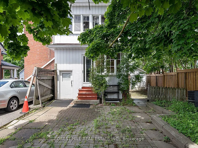 36 Arnold Cres #UPPER — Photo 34
