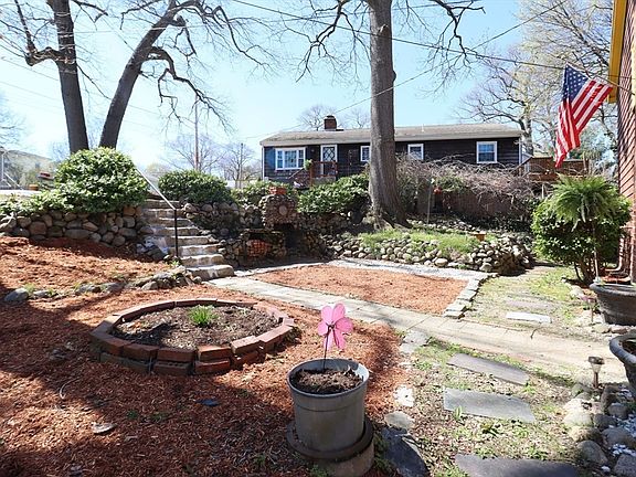 2nd image of 6 Kernwood Dr