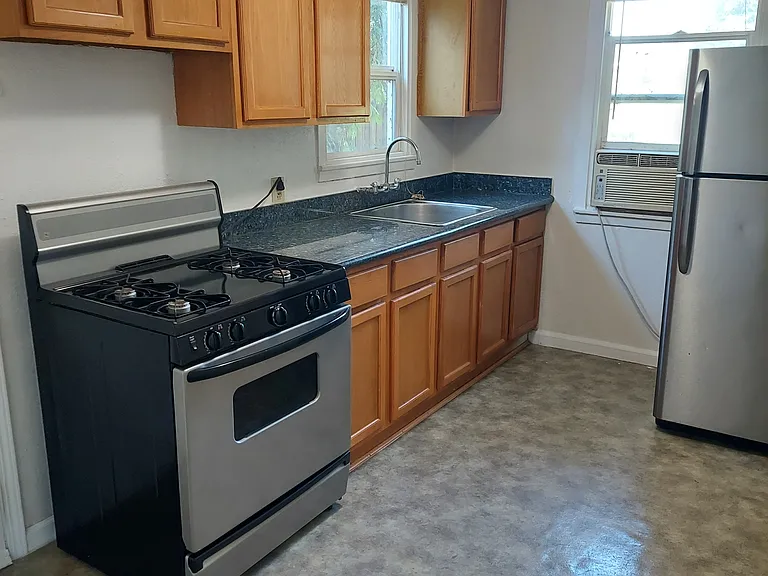 522 A St — Photo 2