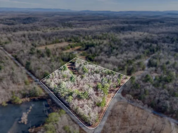 1152 Muddy Branch Rd, Crossville, TN 38571